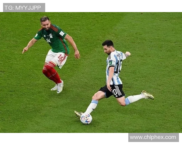 梅西足球生涯精彩瞬间回顾与经典集锦展示